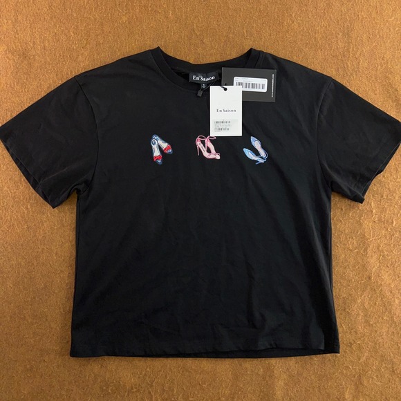 En Saison Tops - En Saison Womens Small Black Head Over Heels Embroidered T-Shirt NWT